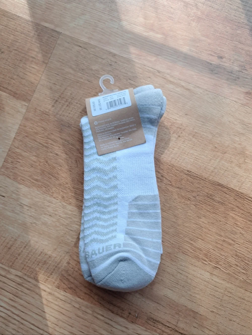 NWT Eddie Bauer White & Sage Green Unisex Crew Athletic Socks - 2 Pack